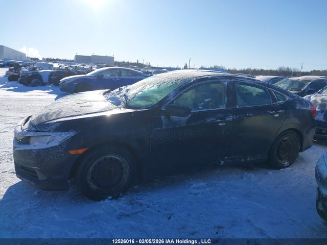 Honda Civic Dx 2018 2HGFC2E28JH021300 Image 15