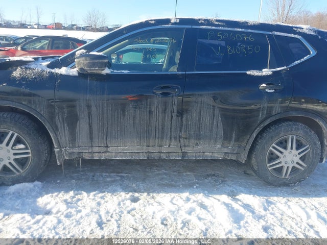 5N1AT2MV5JC810250 Nissan Rogue