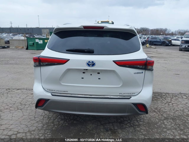 Продаж на аукціоні авто 2023 Toyota Highlander Hybrid Limited, vin: 5TDEBRCH8PS110923, номер лоту: 12526085