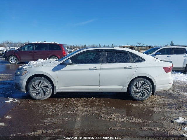 3VWGB7BU7LM051155 Volkswagen Jetta Execline