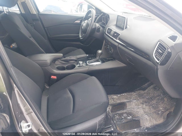 3MZBM1U78GM240766 Mazda Mazda3 G/gx
