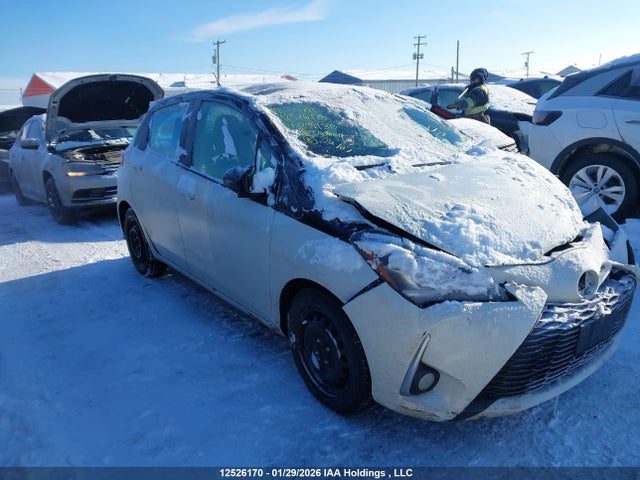 VNKKTUD34JA095130 Toyota Yaris L/le/se