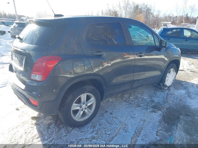 3GNCJNSB5LL229505 Chevrolet TRAX LS
