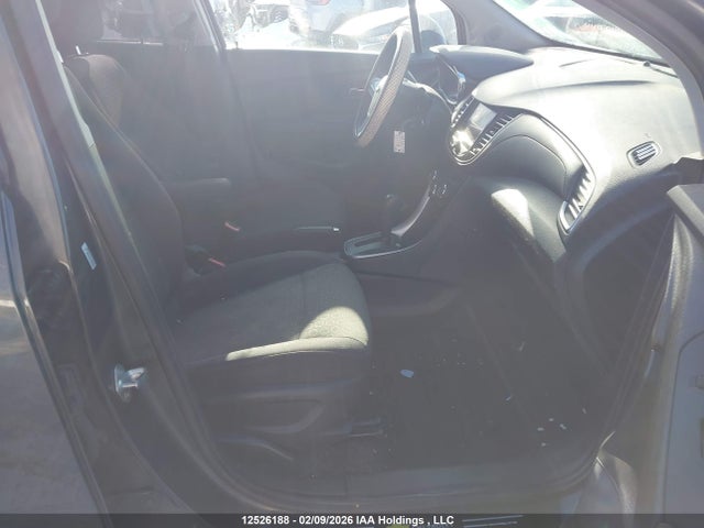 3GNCJNSB5LL229505 Chevrolet TRAX LS