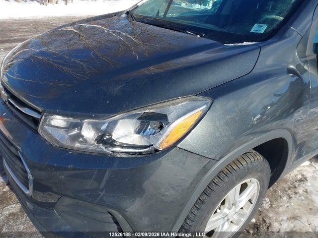 3GNCJNSB5LL229505 Chevrolet TRAX LS