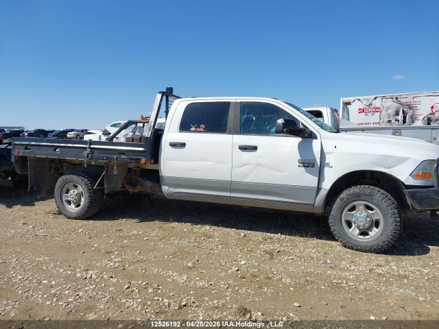 12526192 :رقم المزاد ، 3D73Y3CL6BG580176 vin ، 2011 Ram Ram 3500 Slt مزاد بيع