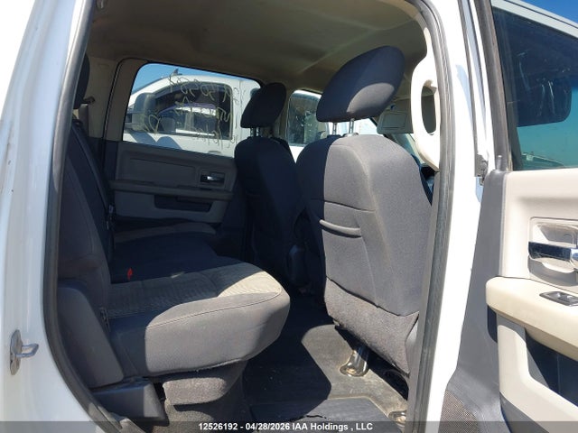 12526192 :رقم المزاد ، 3D73Y3CL6BG580176 vin ، 2011 Ram Ram 3500 Slt مزاد بيع