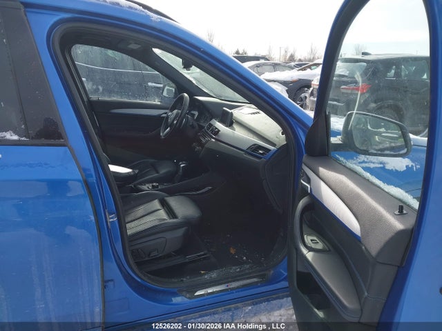 WBXHT3C37J5F88071 BMW X1 Xdrive28i