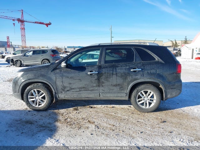 5XYKT3A61FG659311 KIA SORENTO LX