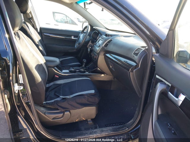 5XYKT3A61FG659311 KIA SORENTO LX
