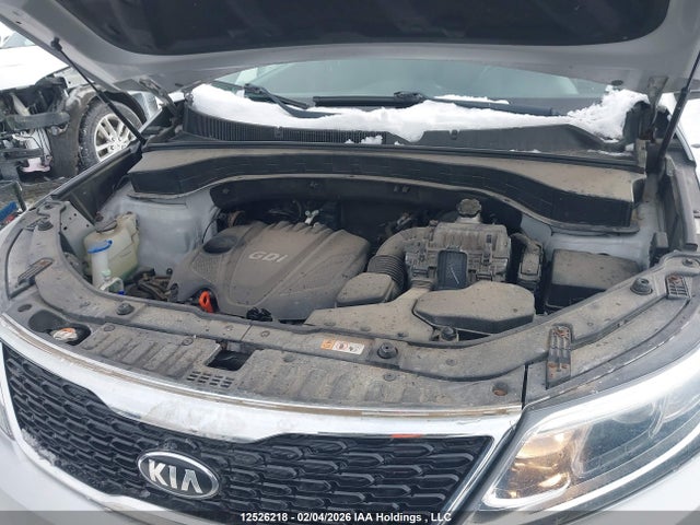 5XYKT3A61FG564621 KIA SORENTO LX