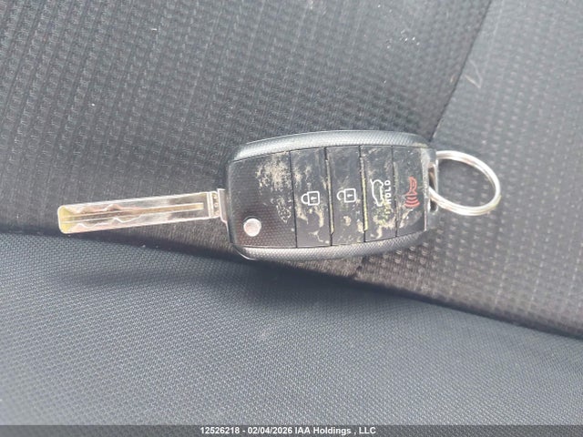 5XYKT3A61FG564621 KIA SORENTO LX