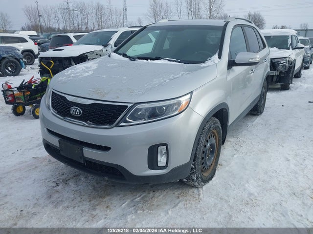 5XYKT3A61FG564621 KIA SORENTO LX