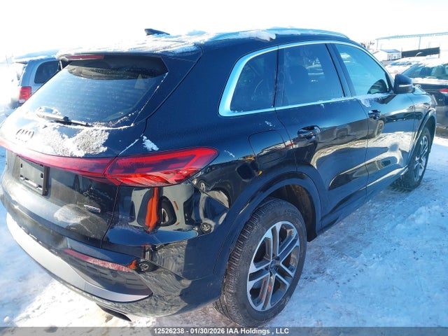 WA12AAGU7S2047872 Audi Q5 Premium Plus