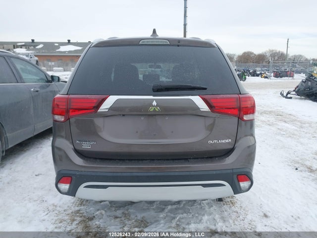 JA4JZ3AX8KZ608946 Mitsubishi Outlander Se/sel/le
