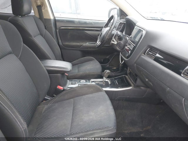 JA4JZ3AX8KZ608946 Mitsubishi Outlander Se/sel/le