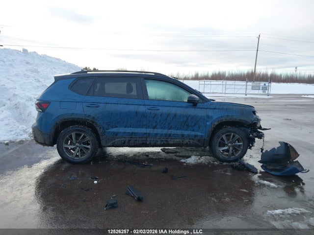 3VV2C7B25SM025520 Volkswagen Taos Comfortline Black Edition