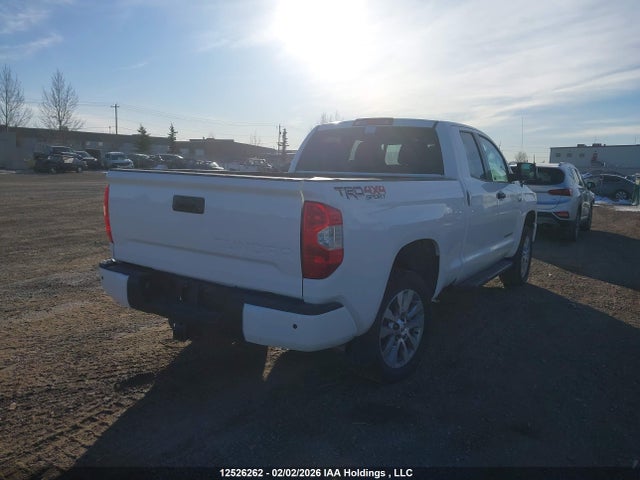 5TFUY5F18JX777266 Toyota Tundra Double Cab Sr/double Cab Sr5