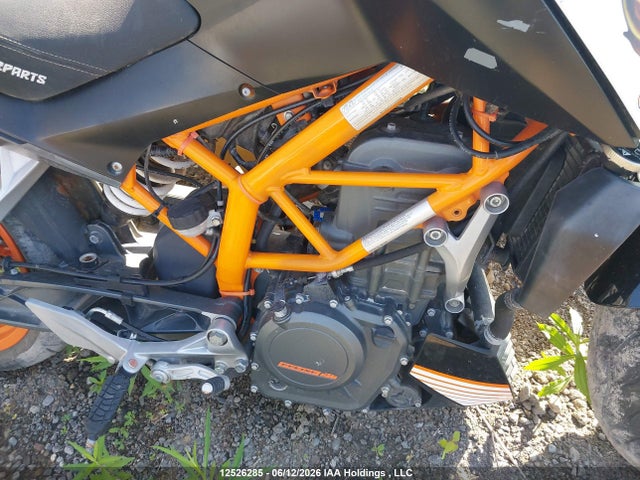 KTM 390 Duke 2015 MD2JGJ40XFC253599 Image 8