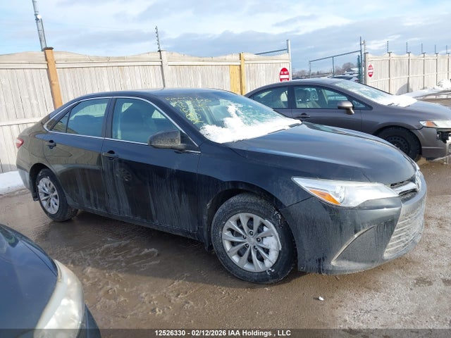 4T1BF1FK1FU961645 Toyota CAMRY LE