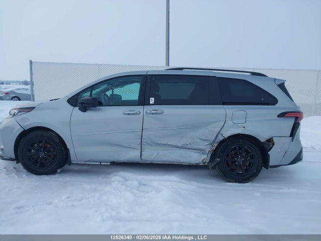 Aukcja sprzedaży 2025 Toyota Sienna Xse, vin: 5TDGRKEC4SS225394, numer aukcji: 12526340