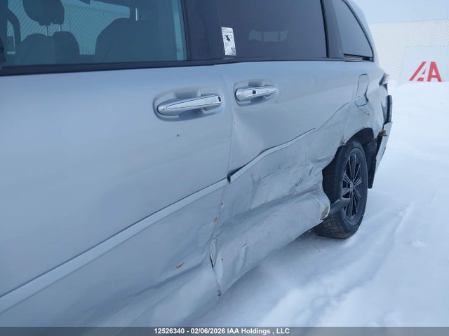 Aukcja sprzedaży 2025 Toyota Sienna Xse, vin: 5TDGRKEC4SS225394, numer aukcji: 12526340