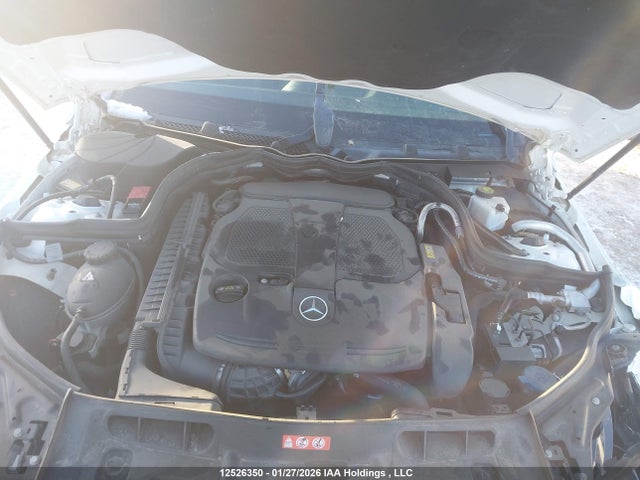 12526350 :رقم المزاد ، WDDGF8AB8EA908991 vin ، 2014 Mercedes-benz C 300 4matic مزاد بيع
