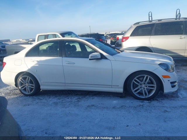 12526350 :رقم المزاد ، WDDGF8AB8EA908991 vin ، 2014 Mercedes-benz C 300 4matic مزاد بيع