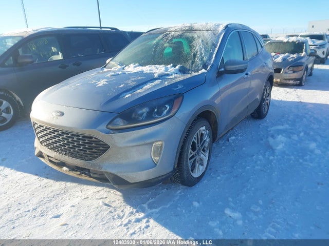 1FMCU9CZ3NUA50158 Ford Escape Sel Hybrid