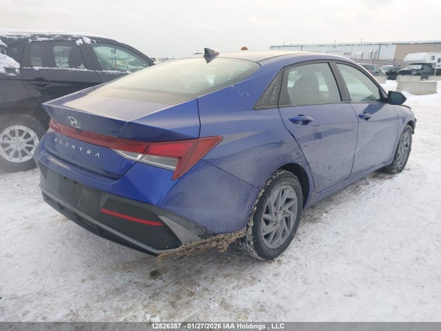 KMHLM4DGXRU792322 Hyundai ELANTRA SEL