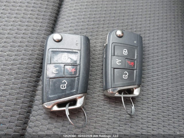 WVWPR7AU8HW951554 Volkswagen E-golf Sel Premium