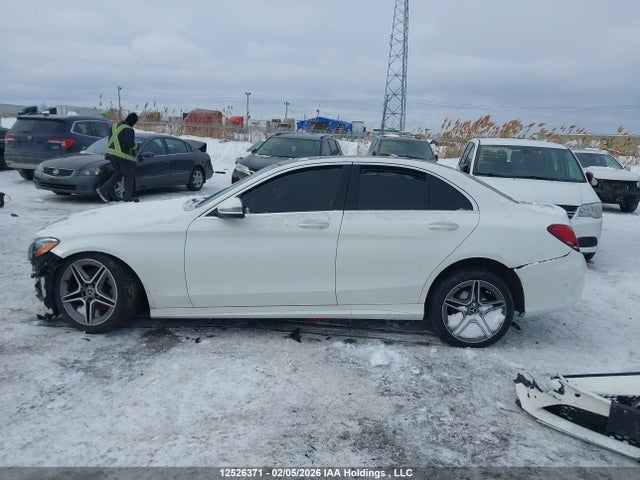 W1KWF8EB4MR649292 Mercedes-Benz C 300 4matic