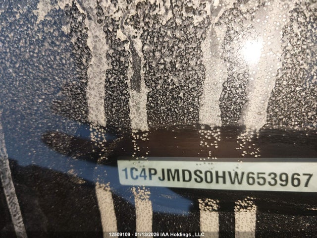 1C4PJMDS0HW653967 Jeep Cherokee Limited