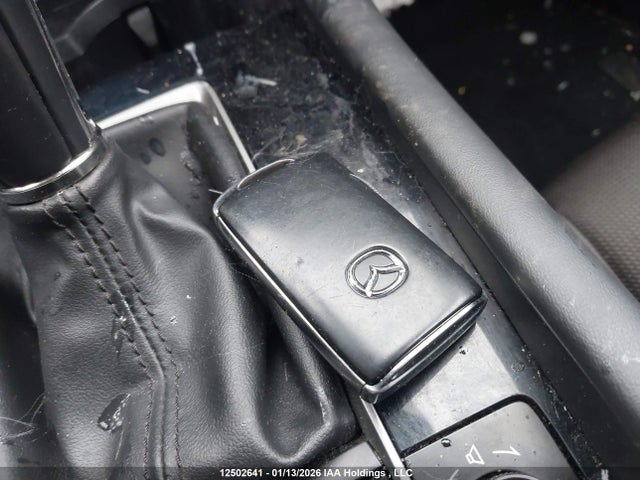 JM1BPBCM9K1115093 Mazda Mazda3 Gs