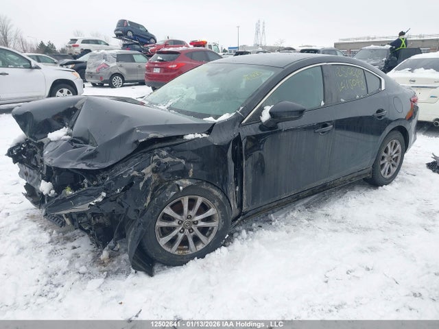 JM1BPBCM9K1115093 Mazda Mazda3 Gs