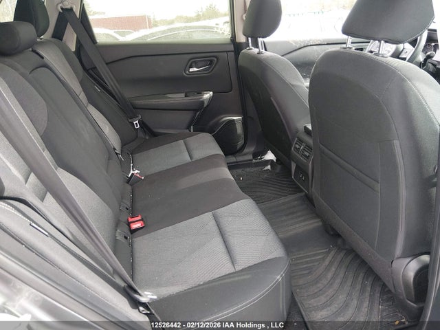 JN8BT3BB3RW182856 Nissan Rogue Sv Moonroof