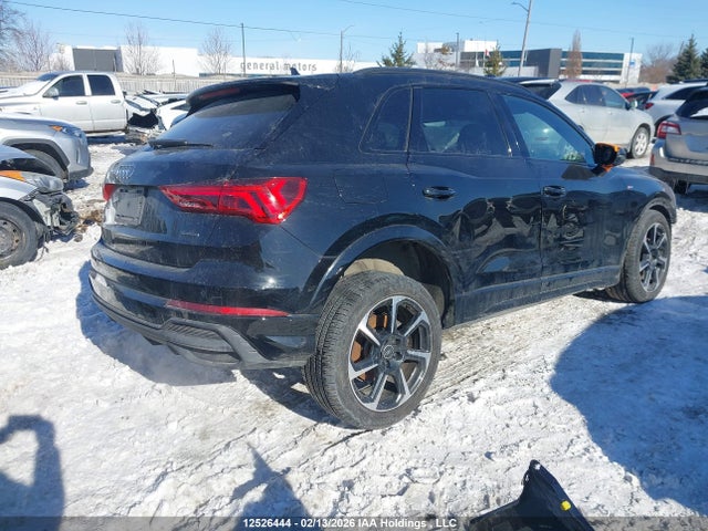 WA1FECF37R1030435 Audi Q3