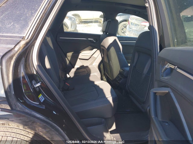 WA1FECF37R1030435 Audi Q3