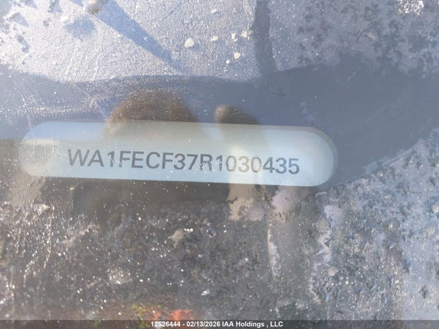 WA1FECF37R1030435 Audi Q3