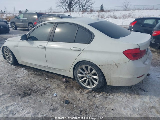 WBA3C3G59FNT52753 BMW 320i Xdrive