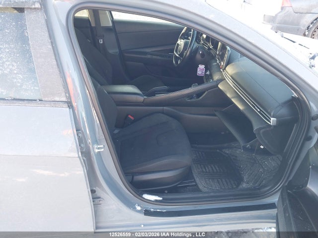 KMHLM4AG3MU070610 Hyundai Elantra Preferred Ivt With Sun And Tech Package