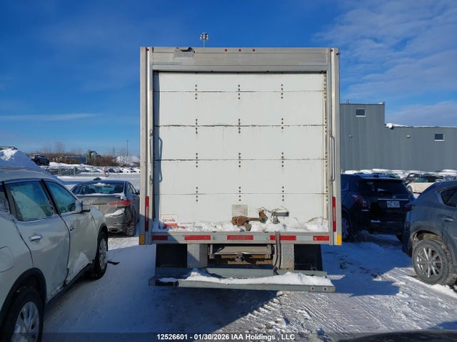 12526601 :رقم المزاد ، 1GD07RFP3J1254104 vin ، 2018 Gmc Savana Cutaway Work Van مزاد بيع
