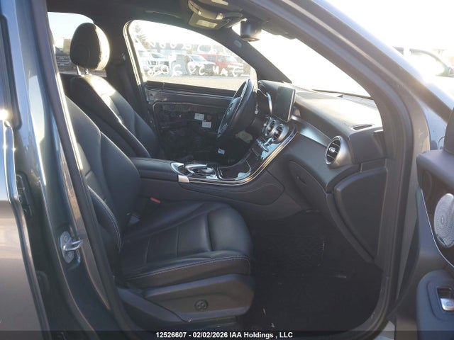 WDC0G4KB3HV002948 Mercedes-Benz Glc 300 4matic