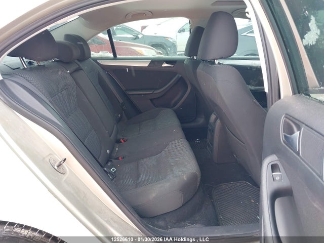 3VWDK7AJ0EM244423 Volkswagen Jetta