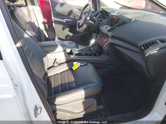 1FMCU9H97KUB16294 Ford ESCAPE SEL
