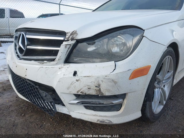 WDDGF8AB5EA901576 Mercedes-Benz C 300 4matic