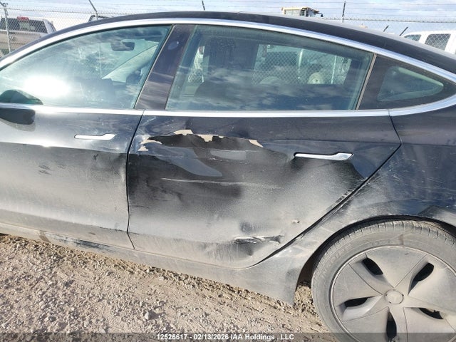 5YJ3E1EA6KF324080 Tesla MODEL 3