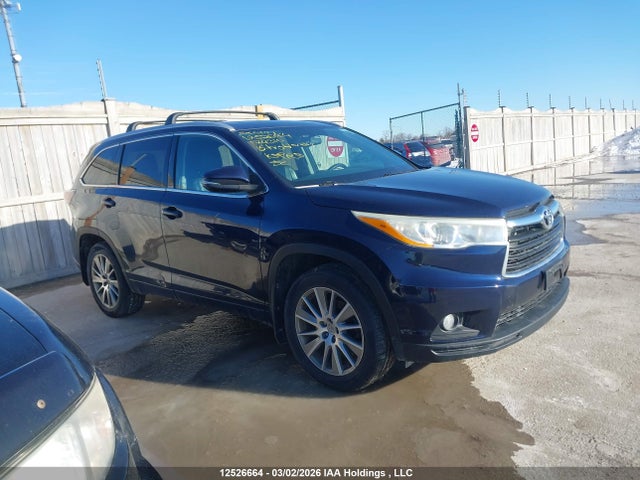 5TDJKRFH8FS174310 Toyota Highlander Xle