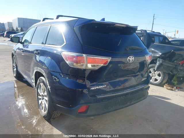 5TDJKRFH8FS174310 Toyota Highlander Xle