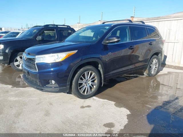 5TDJKRFH8FS174310 Toyota Highlander Xle